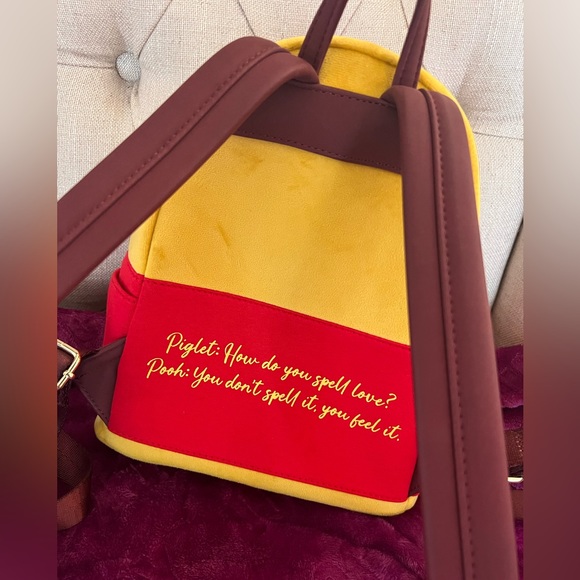 Winnie the Pooh 3D loungefly backpack - Picture 3 of 4